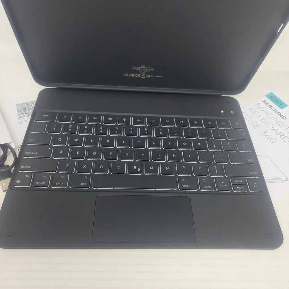 ESR Keyboard Case iPad Pro 13 13